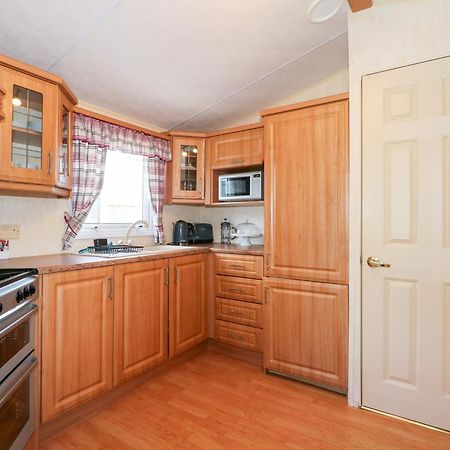 Ty Newydd Caravan Pwllheli Bagian luar foto